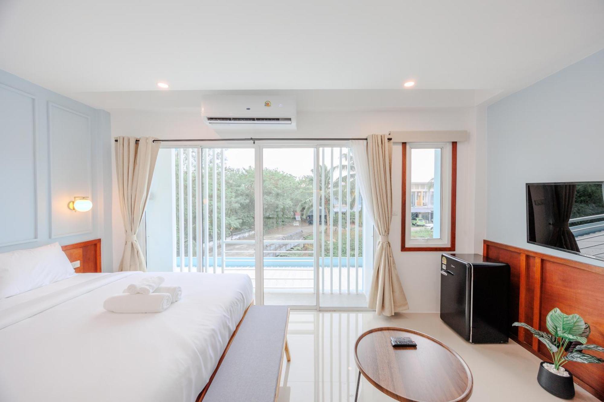 Bania 813 House Hotel Khao Lak Ngoại thất bức ảnh