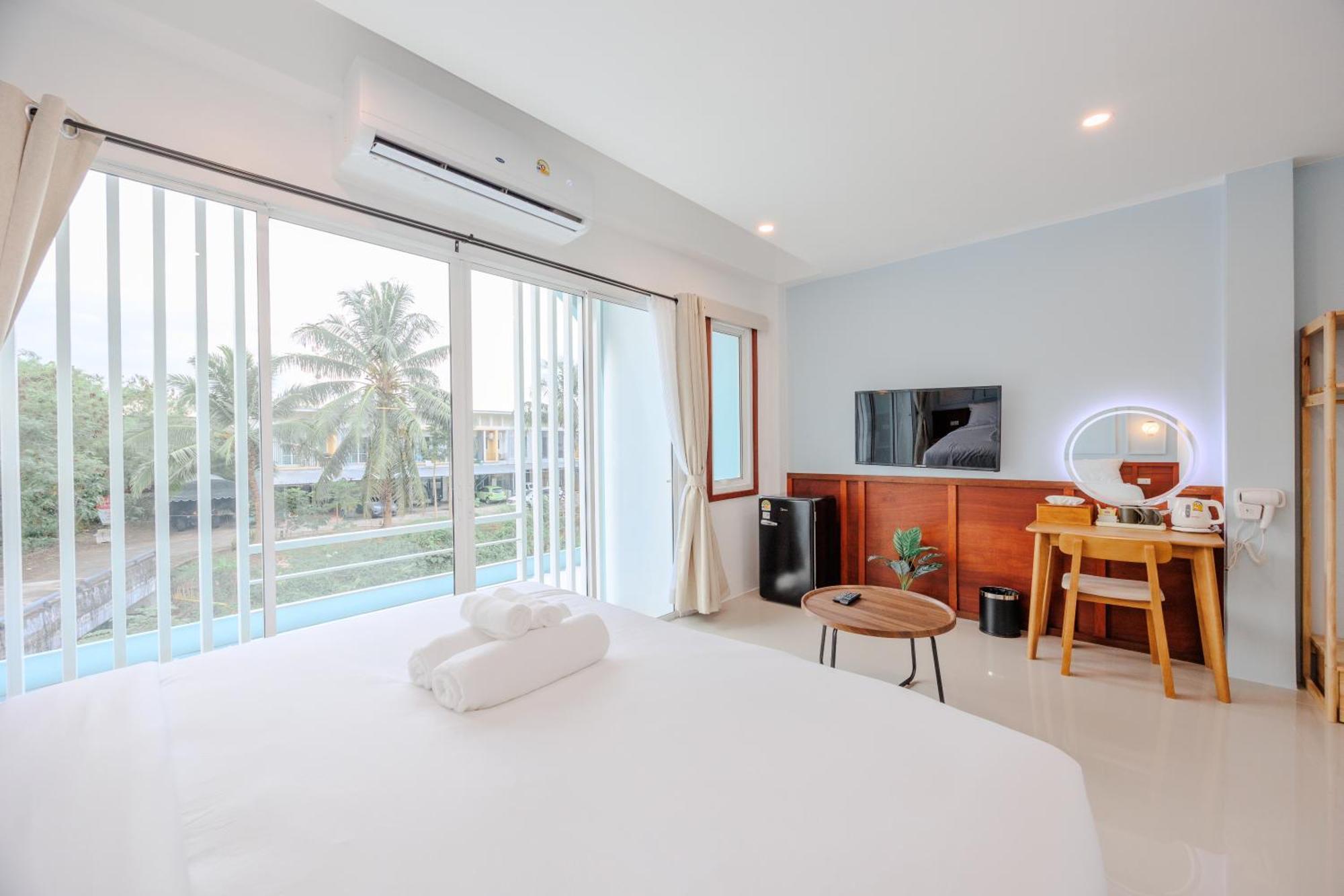 Bania 813 House Hotel Khao Lak Ngoại thất bức ảnh