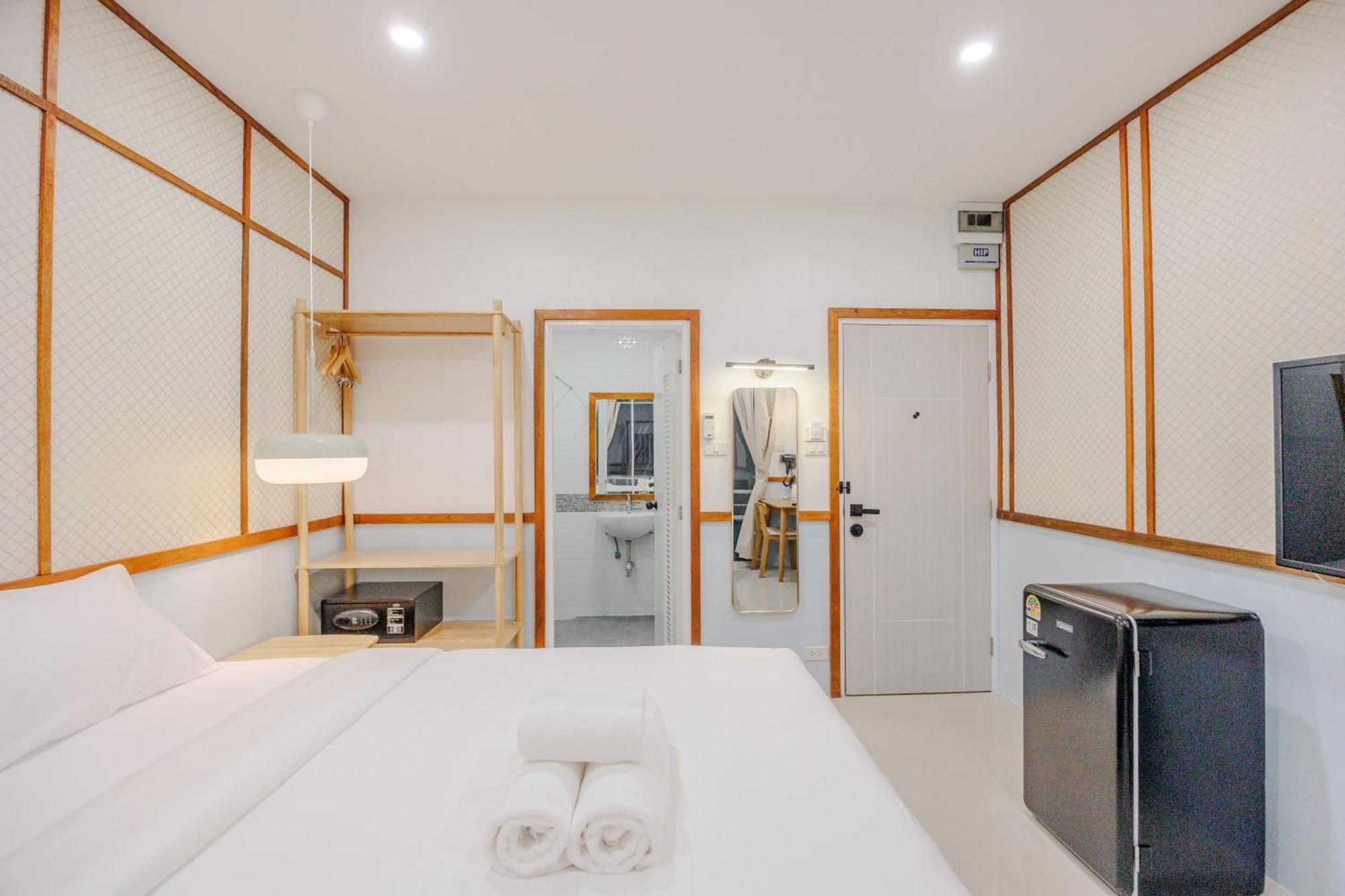Bania 813 House Hotel Khao Lak Ngoại thất bức ảnh